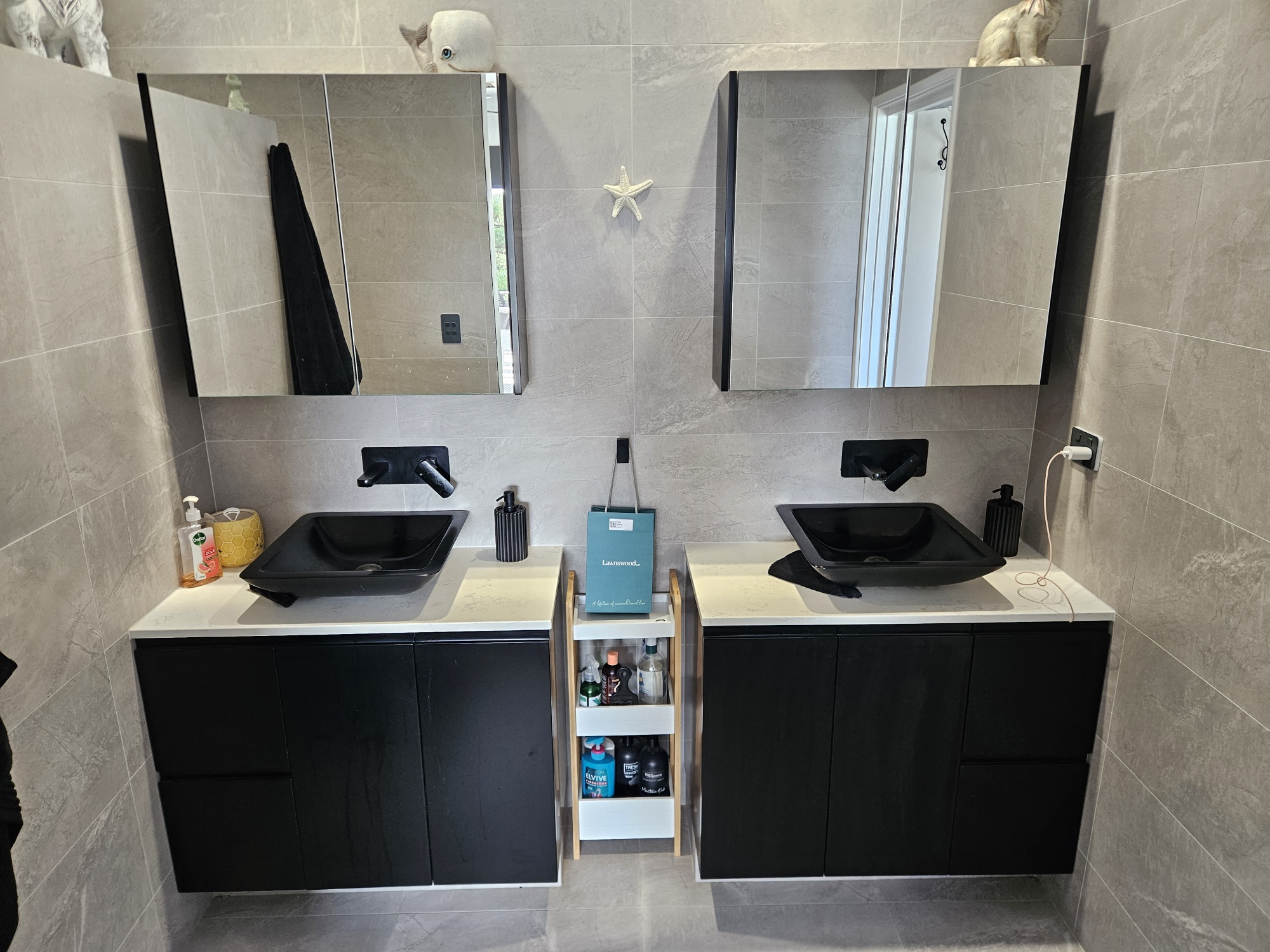ensuite.1